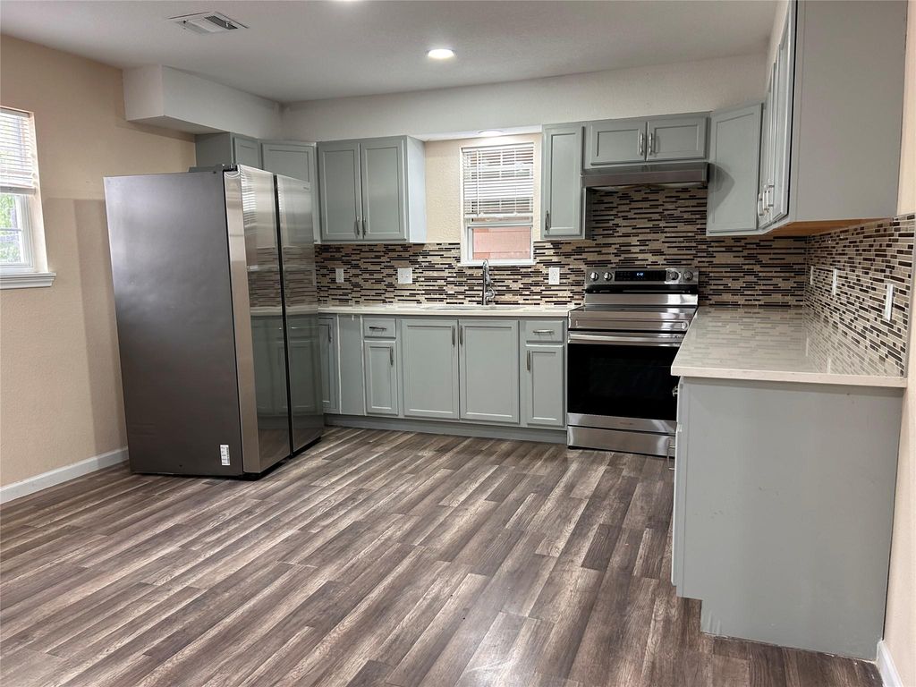 6807 Foster Street B, Houston, TX 77021