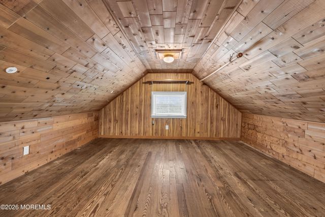 18 Maiden Lane, Toms River, NJ 08753