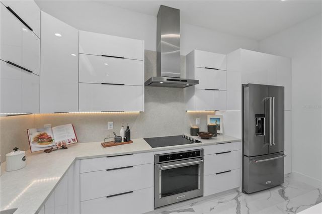 7608 ANTILLA ST, Tampa, FL 33625