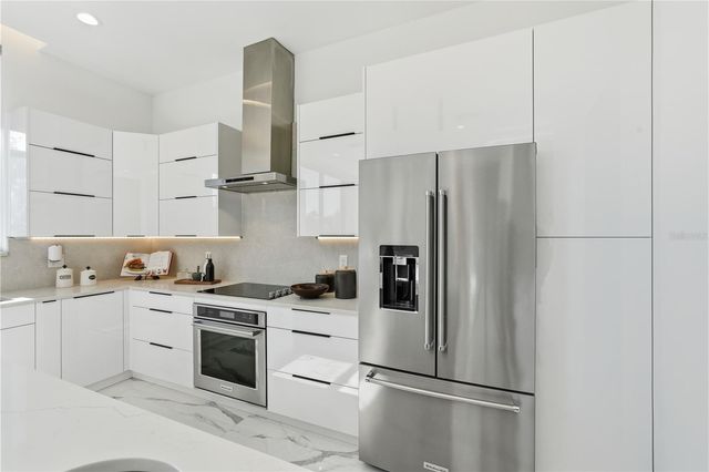 7608 ANTILLA ST, Tampa, FL 33625