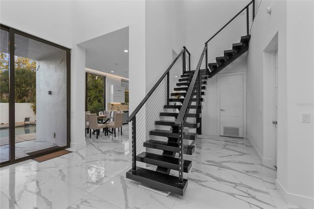 7608 ANTILLA ST, Tampa, FL 33625