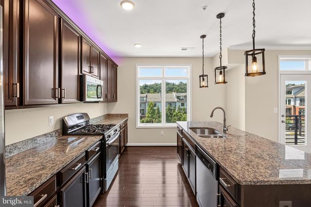 1210 RIBBON LIMESTONE TER SE, Leesburg, VA 20175