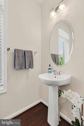 1210 RIBBON LIMESTONE TER SE, Leesburg, VA 20175