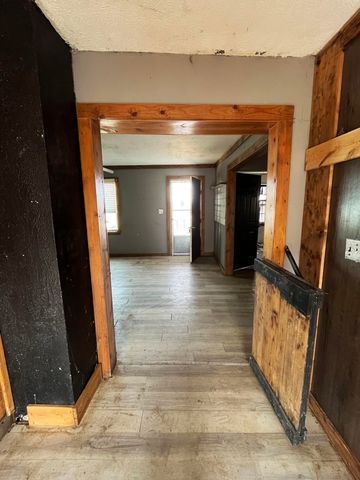 607 Nevada Avenue, West Plains, MO 65775