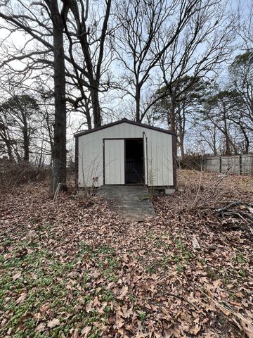 607 Nevada Avenue, West Plains, MO 65775