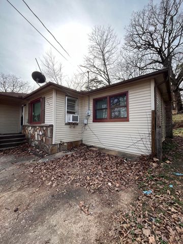 607 Nevada Avenue, West Plains, MO 65775