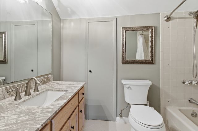 707 Banner Dr, Murfreesboro, TN 37129