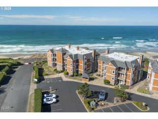 1125 Nw SPRING St A302, Newport, OR 97365