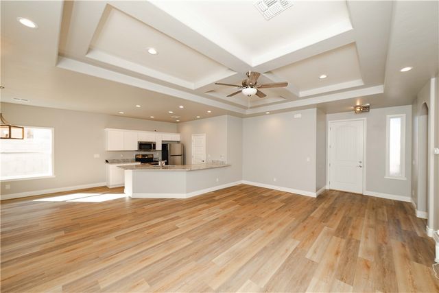 3640 N Kenneth Road, Kingman, AZ 86409