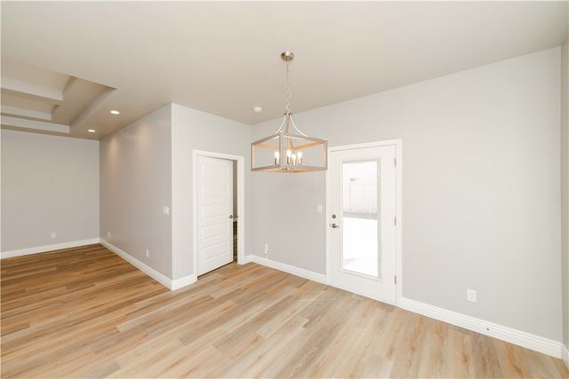 3640 N Kenneth Road, Kingman, AZ 86409