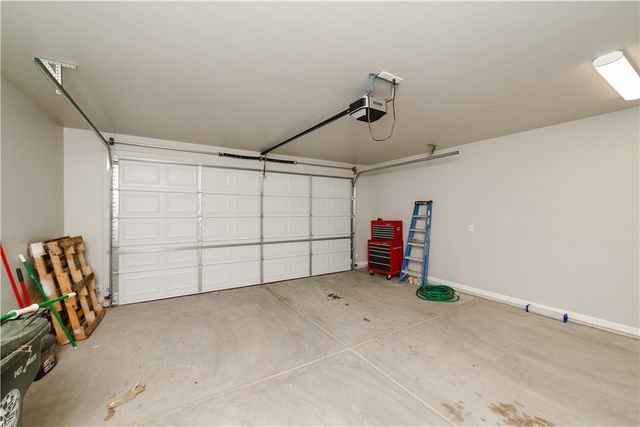 3640 N Kenneth Road, Kingman, AZ 86409