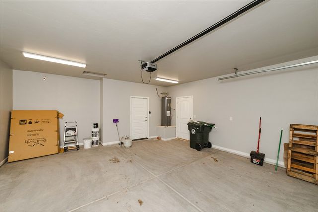 3640 N Kenneth Road, Kingman, AZ 86409