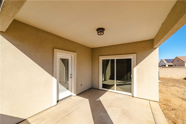 3640 N Kenneth Road, Kingman, AZ 86409