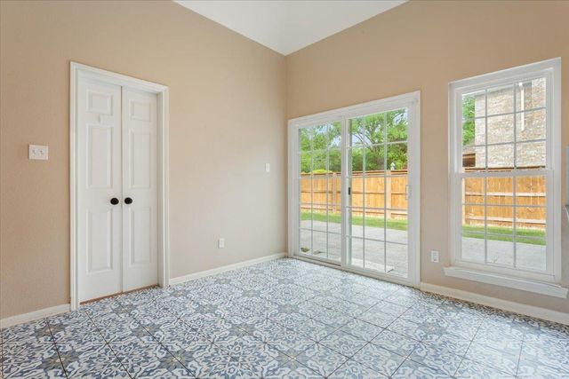 23 Meadow RUN, Round Rock, TX 78664