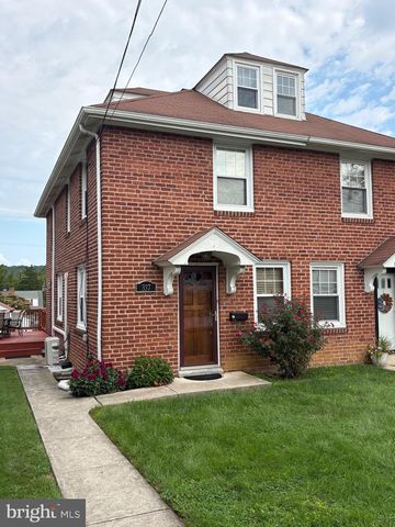 337 W PENNSYLVANIA AVE, Downingtown, PA 19335