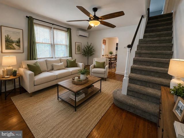 337 W PENNSYLVANIA AVE, Downingtown, PA 19335