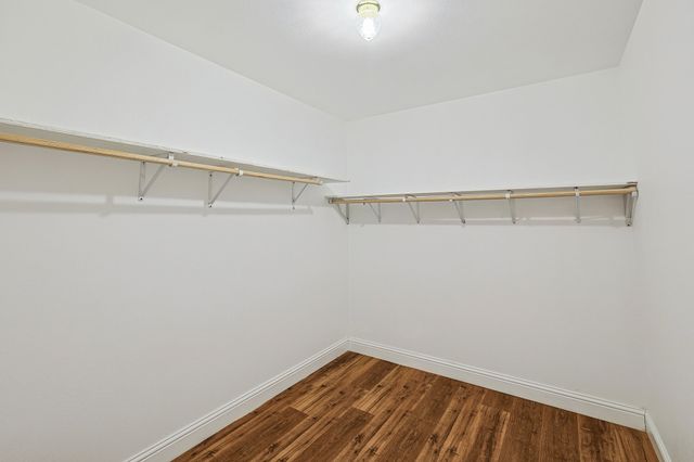 901 Highwoods Trail, Fort Worth, TX 76112