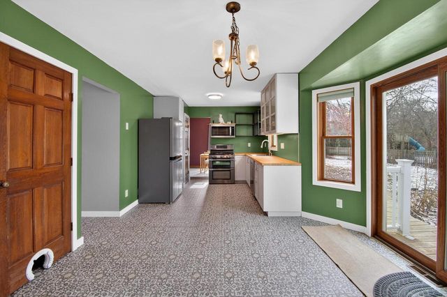 112 28th AVENUE, Racine, WI 53403