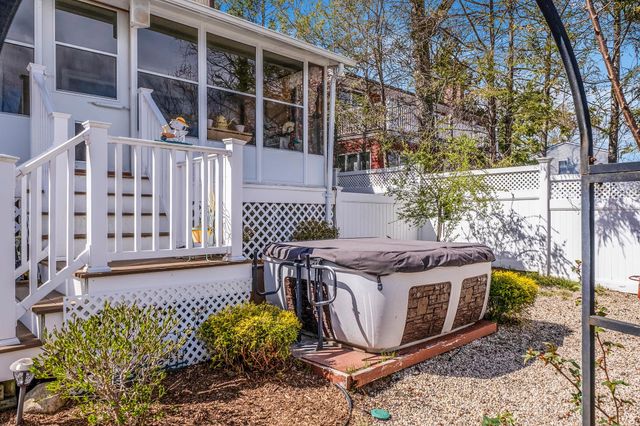 165 Lakeside Trail, Ridge, NY 11961