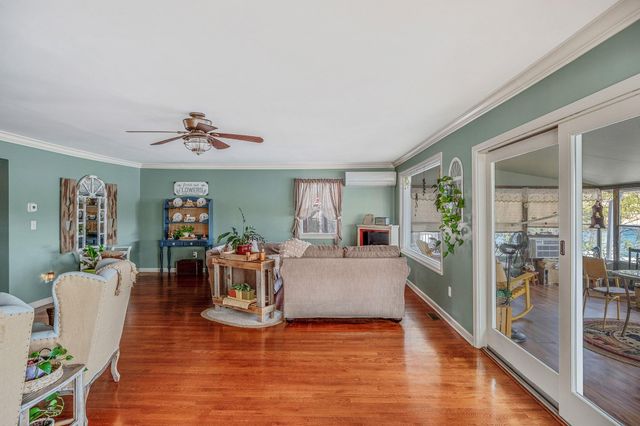 165 Lakeside Trail, Ridge, NY 11961