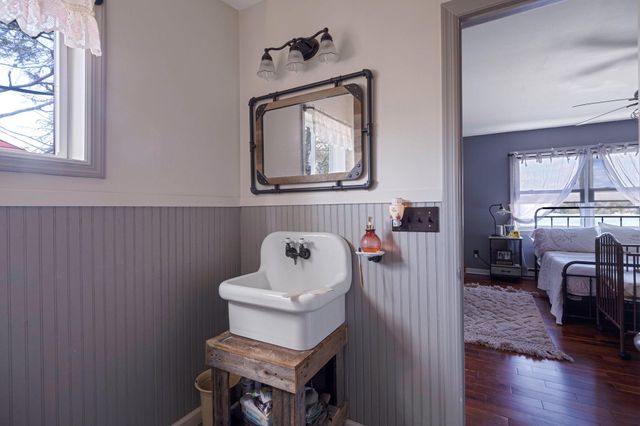 165 Lakeside Trail, Ridge, NY 11961