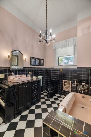 141 North Range St., Yorktown, TX 78164