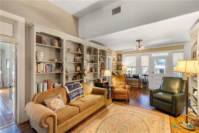 141 North Range St., Yorktown, TX 78164