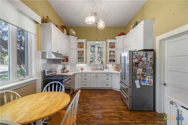 141 North Range St., Yorktown, TX 78164