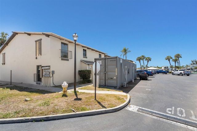 505 PLAZA SEVILLE COURT 11, Treasure Island, FL 33706