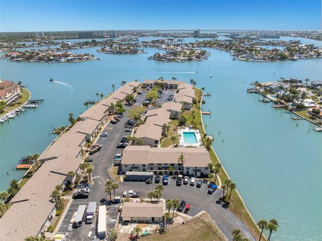 505 PLAZA SEVILLE COURT 11, Treasure Island, FL 33706