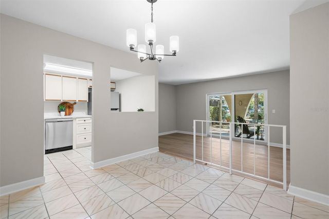 505 PLAZA SEVILLE COURT 11, Treasure Island, FL 33706