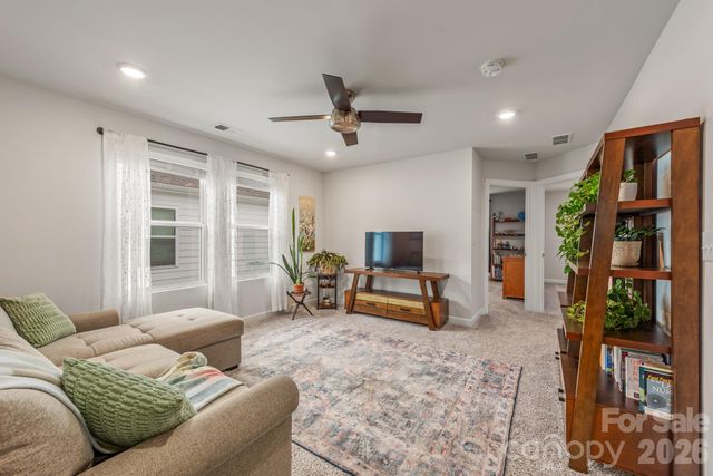 525 Windage Way, Pineville, NC 28134