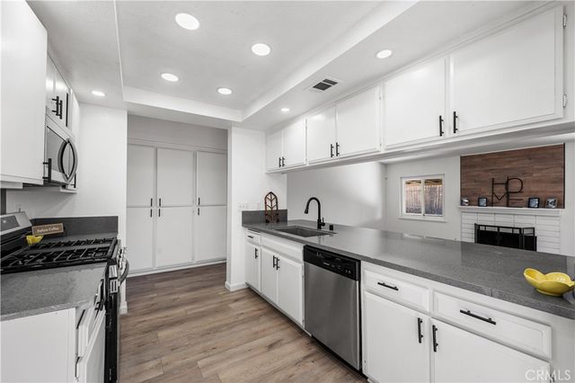 4604 E Avenue R6, Palmdale, CA 93552