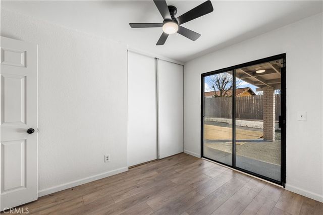 4604 E Avenue R6, Palmdale, CA 93552