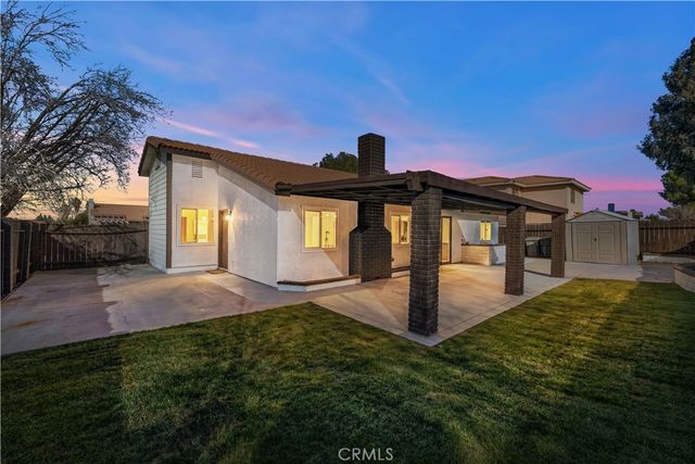 4604 E Avenue R6, Palmdale, CA 93552