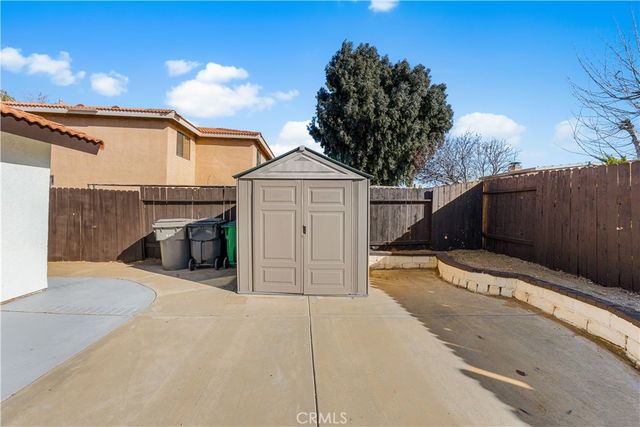 4604 E Avenue R6, Palmdale, CA 93552