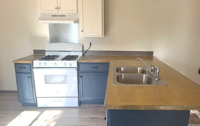 5700 S Horseshoe Bnd Lot 5, San Antonio, TX 78228