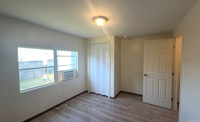 5700 S Horseshoe Bnd Lot 5, San Antonio, TX 78228