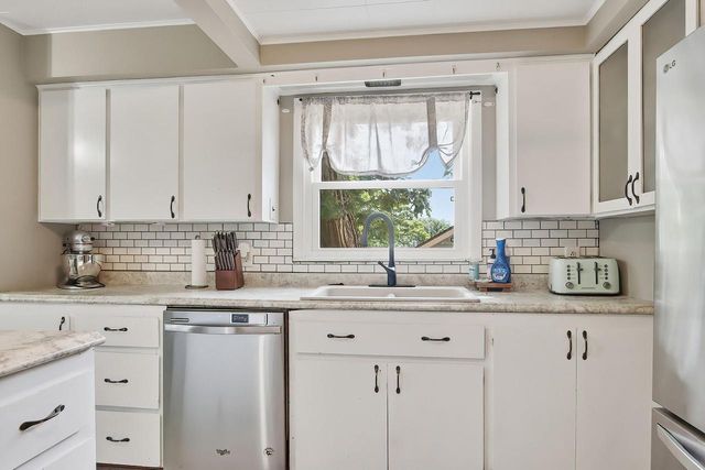33834 Hillcrest DRIVE, Burlington, WI 53105