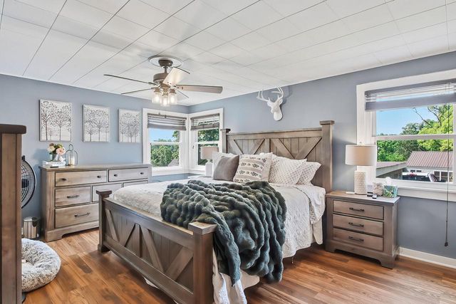 33834 Hillcrest DRIVE, Burlington, WI 53105