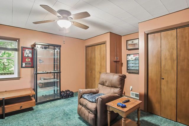 33834 Hillcrest DRIVE, Burlington, WI 53105