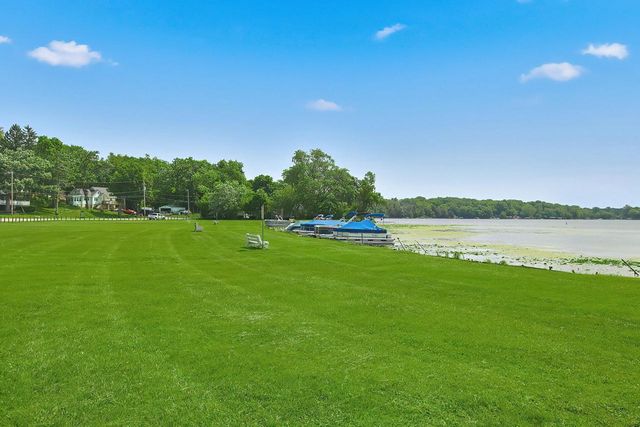 33834 Hillcrest DRIVE, Burlington, WI 53105