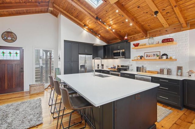 319 Columbine Drive, Big Canoe, GA 30143