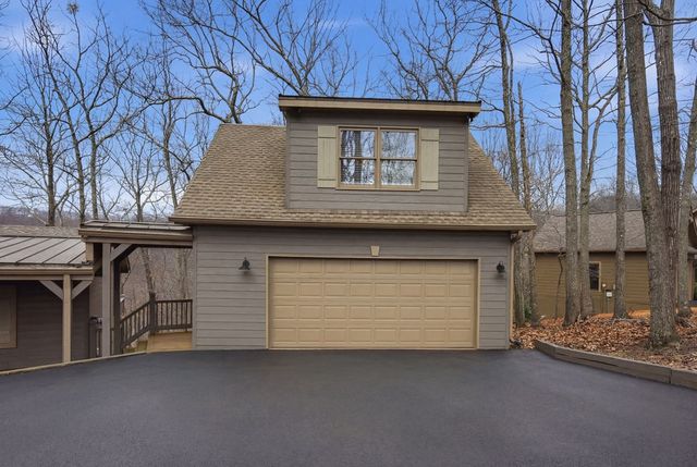 319 Columbine Drive, Big Canoe, GA 30143