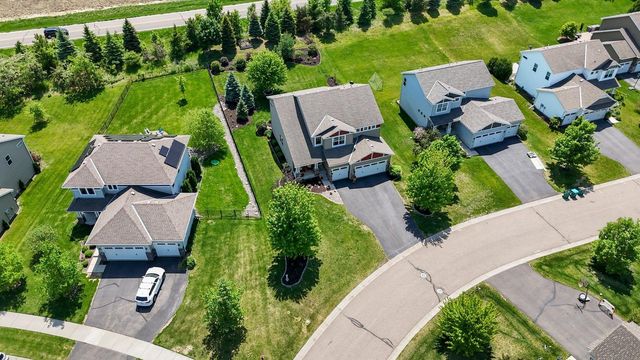 2442 Lacy Lane, Victoria, MN 55386