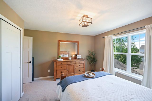 2442 Lacy Lane, Victoria, MN 55386