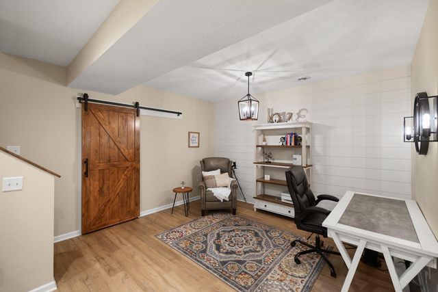 2442 Lacy Lane, Victoria, MN 55386