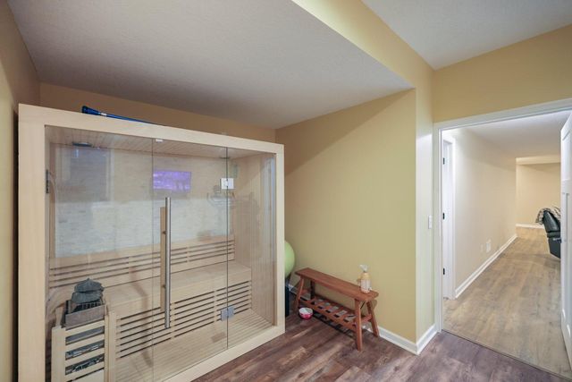 2442 Lacy Lane, Victoria, MN 55386