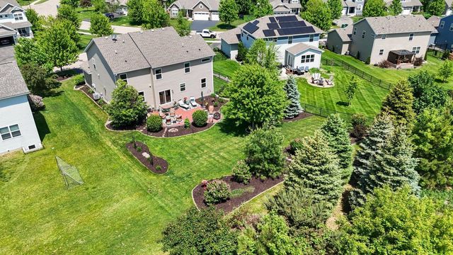 2442 Lacy Lane, Victoria, MN 55386