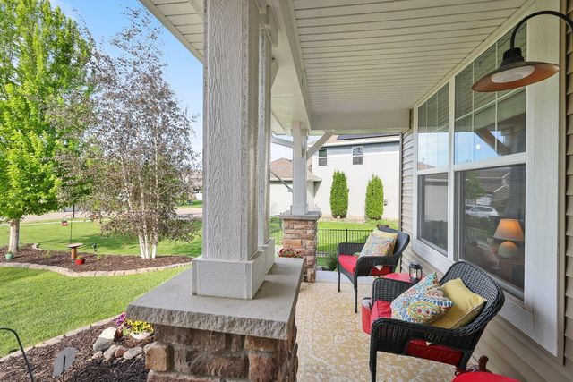 2442 Lacy Lane, Victoria, MN 55386